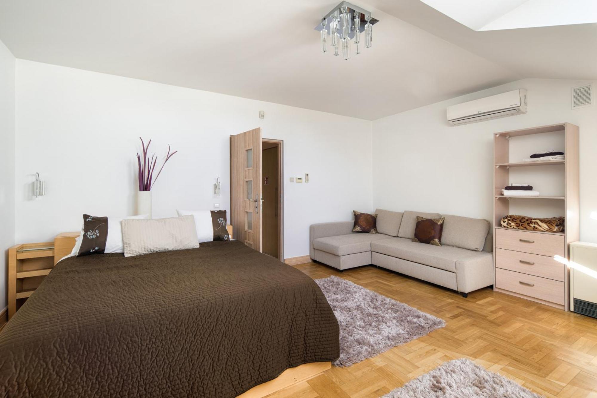 Apartament W Centrum - Duplex Penthouse In The Centre With Terrace And Air Conditioning Cracóvia Exterior foto